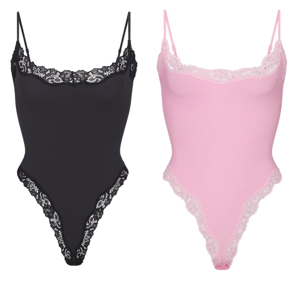SKIMS Fits Everybody Lace Cami Bodysuit Onyx & Limited Bubblegum Tonal Bundle